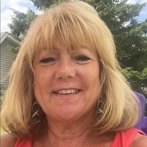 Meet your Posher, Marcia